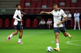 阿媒：旺达称伊卡尔迪霸占住房不走 指控性别暴力.